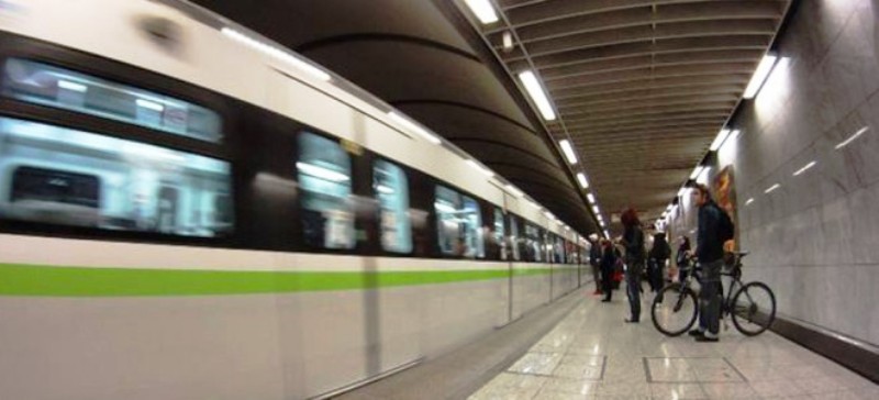 Νεκρός ο άνδρας που έπεσε στις γραμμές του Μετρό  - Media