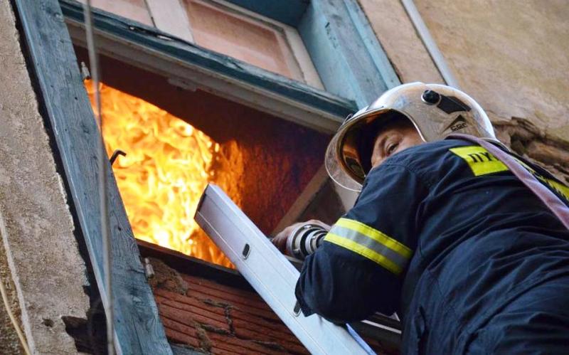 Τραγωδία στην Αργυρούπολη – 80χρονη νεκρή από πυρκαγιά  - Media