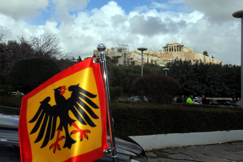 Bloomberg: Έτοιμη για παραχωρήσεις στο ασφαλιστικό η Γερμανία, λόγω προσφυγικού - Media