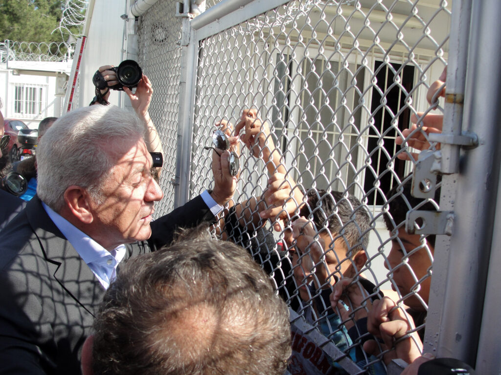 Άμεση εκταμίευση 100 εκατ. ευρώ στην Ελλάδα για το προσφυγικό - Media