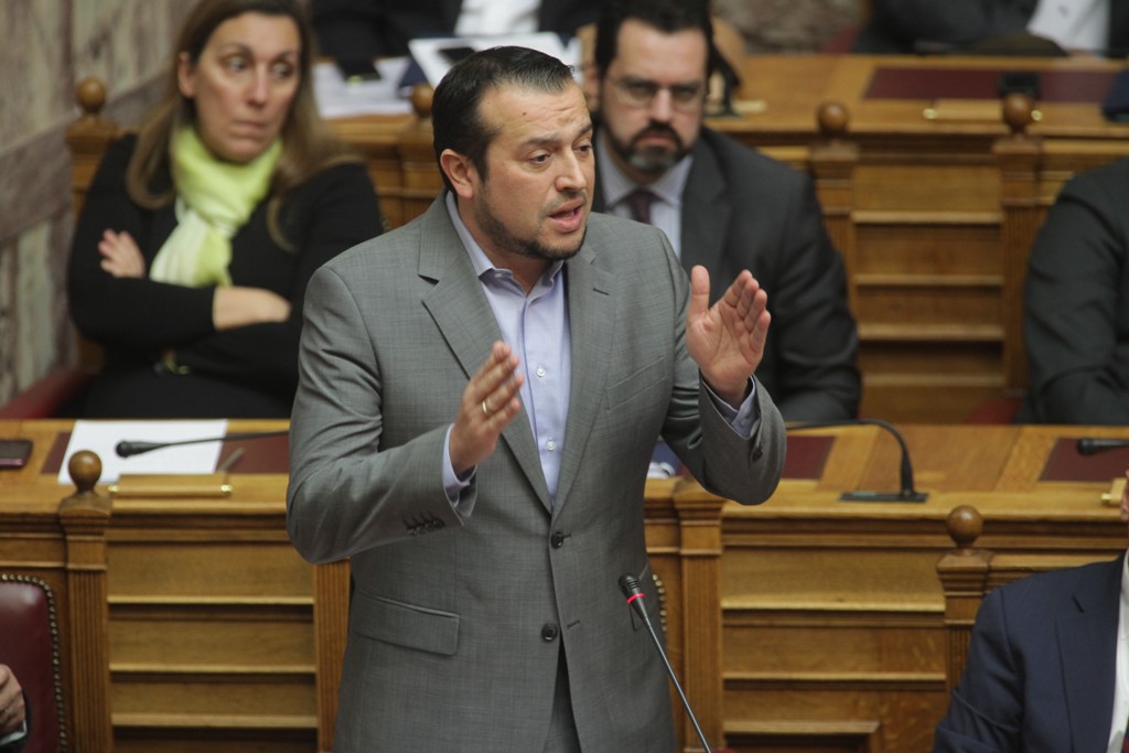 Παππάς: Σημερινοί υπόδικοι επί κυβέρνησης ΝΔ «μοίραζαν» διαφημιστικά κονδύλια - Media