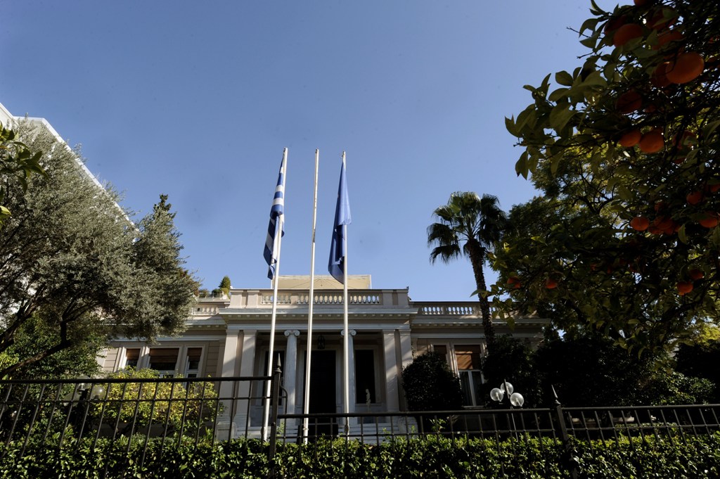 Μαξίμου: Μητσοτάκης και ΝΔ προσφέρουν κάλυψη στους κατηγορούμενους για εκβιασμό - Media