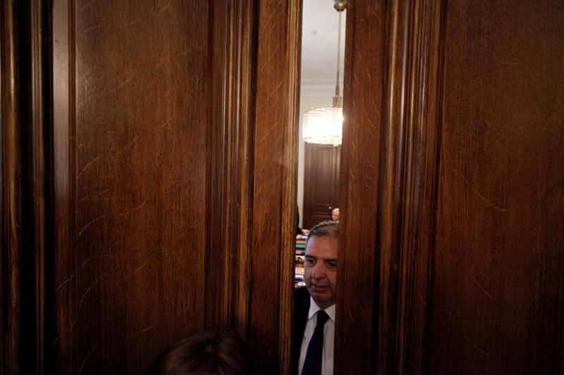 Τα χαμόγελα Γεροβασίλη-Κουμουτσάκου, η συνομιλία Θεοδωράκη-Μητσοτάκη και άλλα στιγμιότυπα πίσω από τις πόρτες του Προεδρικού Μεγάρου (Photos) - Media