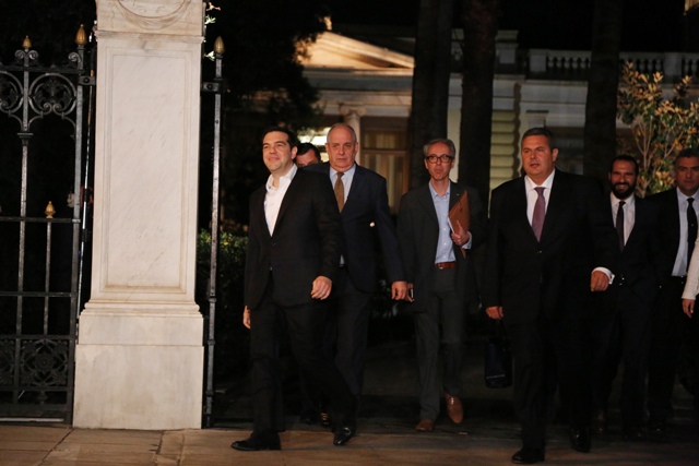 Ο Τσίπρας, η Φώφη και το «άδειασμα» από Κυριάκο-Σταύρο  - Media