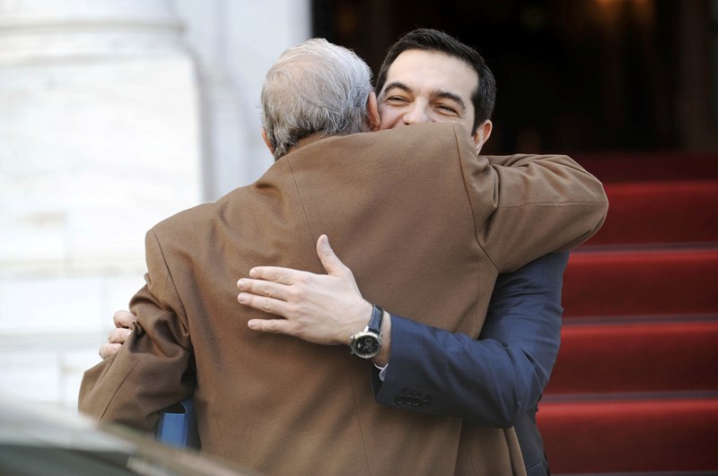 Κοινές δηλώσεις Τσίπρα-Γκουρία: Αναγκαιότητα η διευθέτηση του χρέους - Media