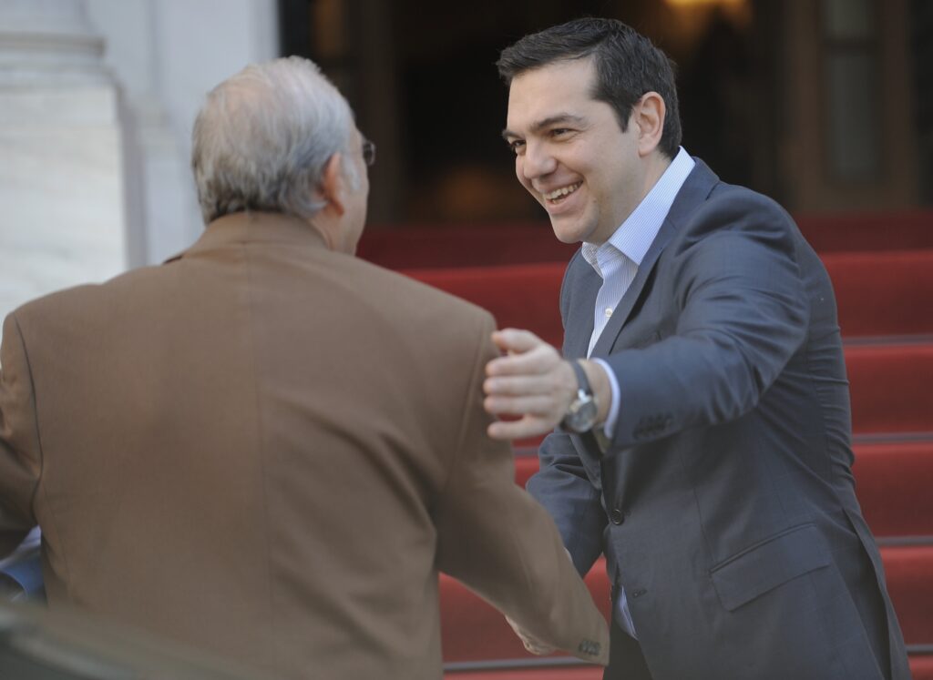 Τσίπρας: Οι προκλήσεις της οικονομικής και προσφυγικής κρίσης πρέπει να λυθούν με τον καλύτερο τρόπο - Media