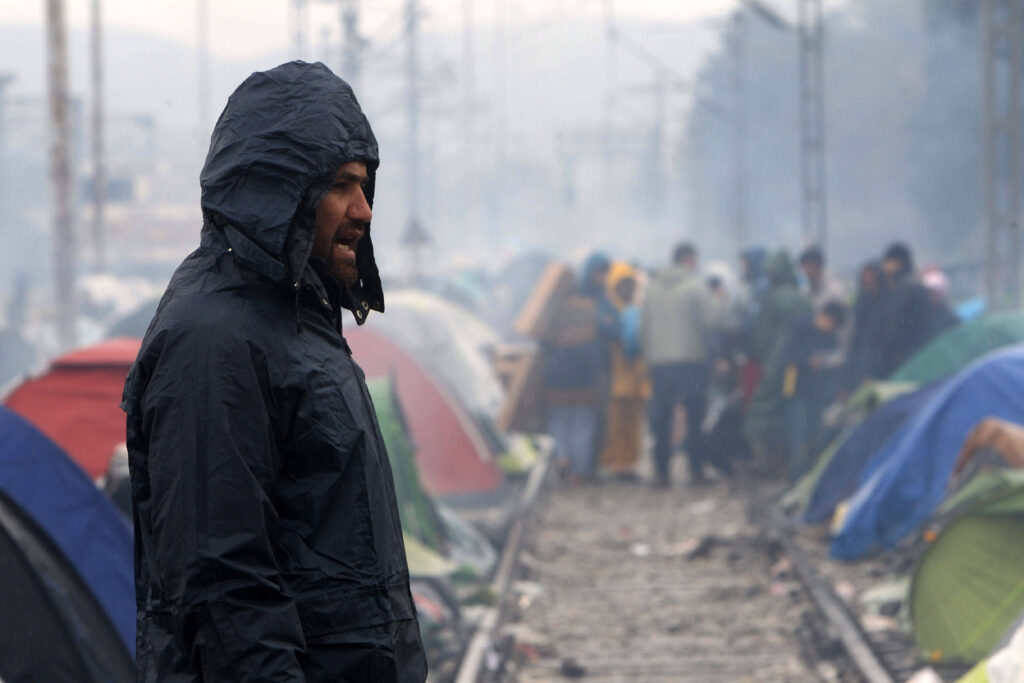Αφγανός καταγγέλλει ξυλοδαρμό του από τους Σκοπιανούς - «Με έκαψαν στο πρόσωπο» - Media