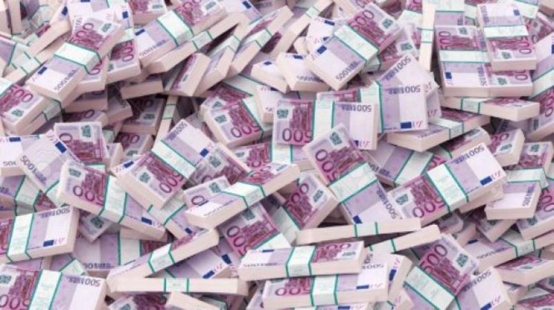 Διευκρινίσεις της ΤτΕ για τα 500ευρα - Media