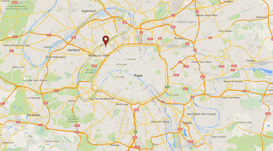 Πληροφορίες για ομηρία μαθητών από βομβιστή αυτοκτονίας σε σχολείο στο Παρίσι - Media