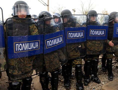 Οι Σκοπιανοί συνέλαβαν Έλληνες φωτορεπόρτερ – Τους ζήτησαν να πληρώσουν πρόστιμο 250€ - Media