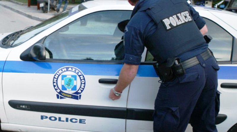 Εξηντάχρονος σκότωσε τη γυναίκα του και τραυμάτισε σοβαρά το γιο του  - Media