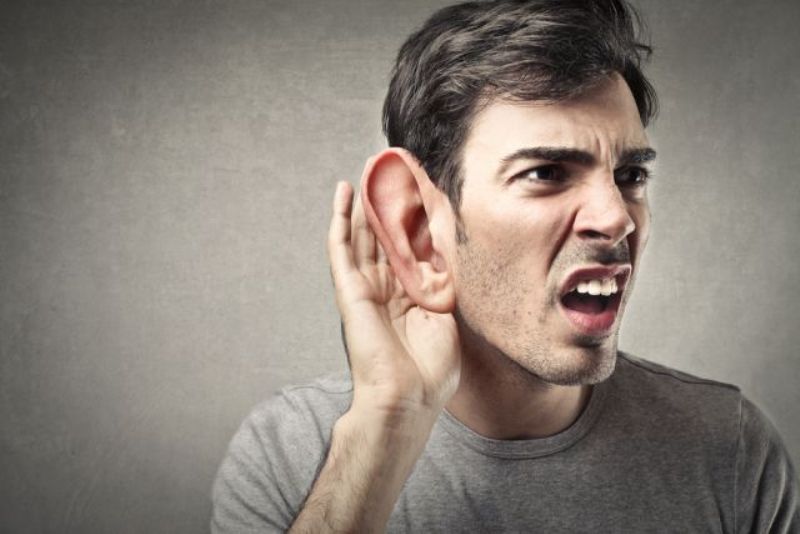 Γιατί ακούμε καλύτερα από το δεξί αυτί; - Media