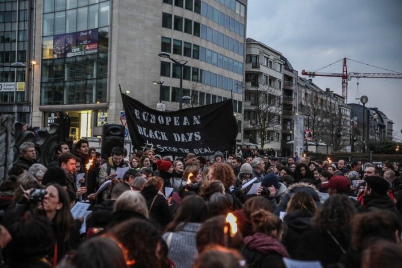 Στους δρόμους οι κάτοικοι των Βρυξελλών για Τουρκία και προσφυγικό (Photos) - Media
