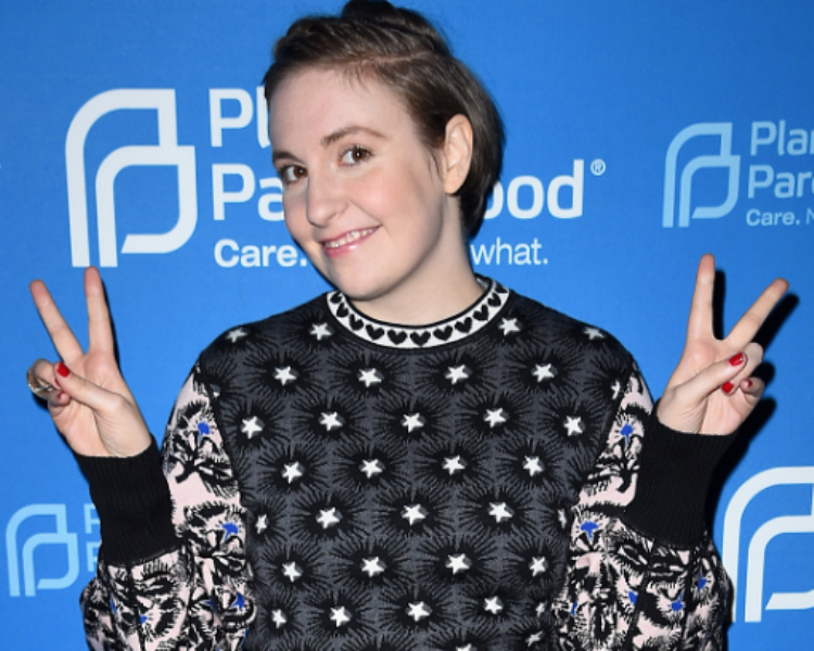 Σταρ του Χόλιγουντ κατηγορεί περιοδικό για το υπερβολικό photoshop που της έκαναν (Photos) - Media