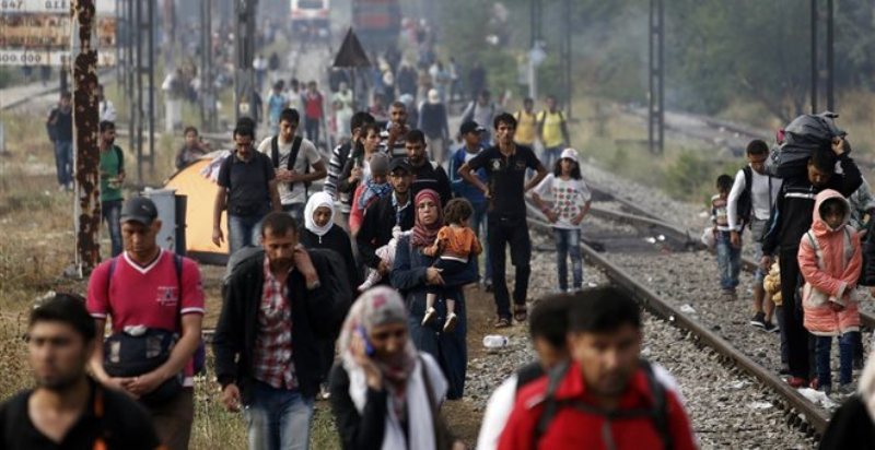 Κυβερνητικά μέτρα για την ανακούφιση των προσφύγων αποφασίστηκαν σε σύσκεψη υπό τον Τσίπρα - Media