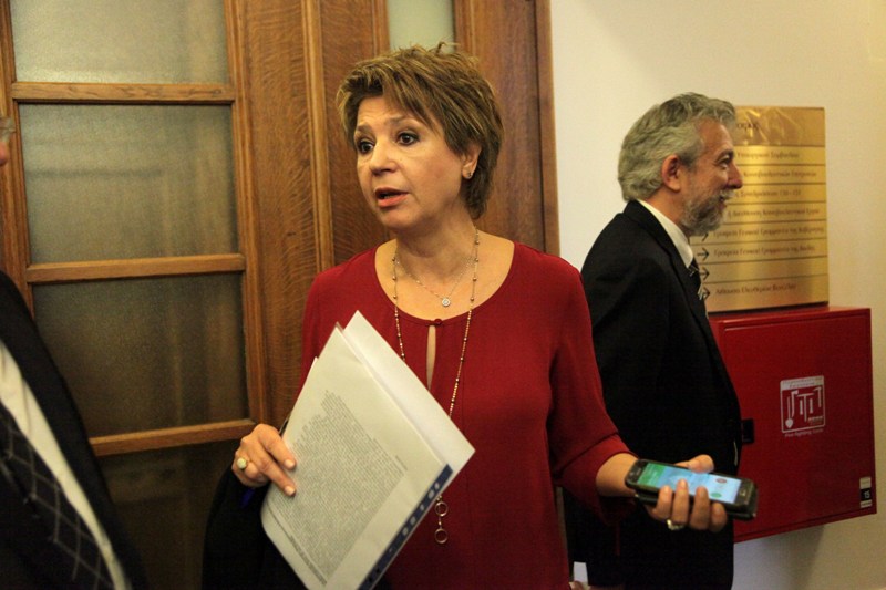 Όλγα Γεροβασίλη: Με το τρίτο Μνημόνιο «έχουμε γλιτώσει 20 δις μέτρων την τριετία» - Media