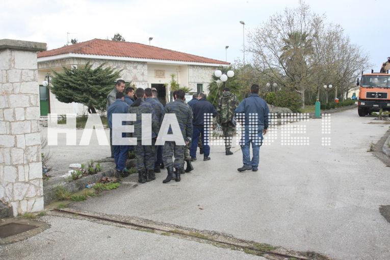 Επιτάχθηκε παραθεριστικό κέντρο στην Ανδραβίδα για να γίνει hotspot-Σμηνίτες και στελέχη της Αεροπορίας στις εργασίες (Video-Photos) - Media