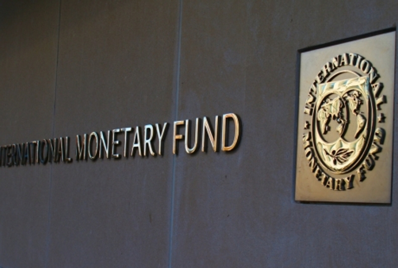 Το ΔΝΤ ζητά να καθυστερήσει η πληρωμή συντάξεων και μισθών - Media