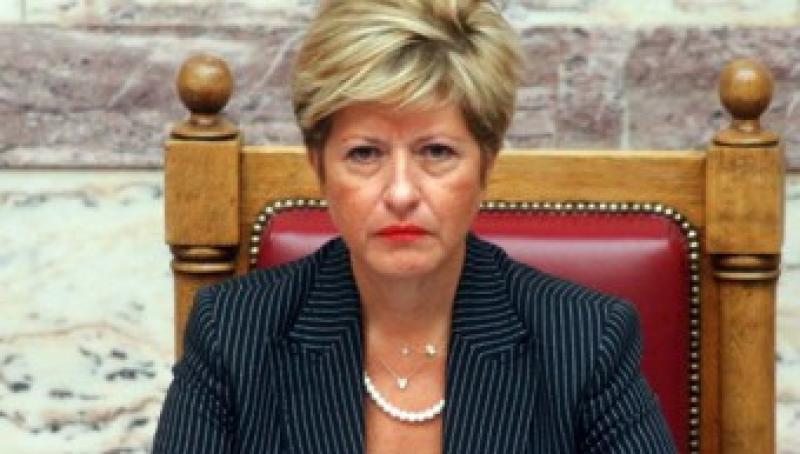 Μ. Κόλλια -Τσαρουχά: Αντιμετωπίζουμε με επιτυχία το προσφυγικό - Media