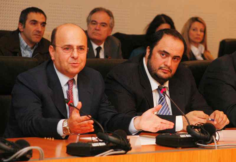 Πόλεμος ανακοινώσεων μεταξύ των αιωνίων - Το ...ντέρμπι ξεκίνησε 24 ώρες νωρίτερα - Media