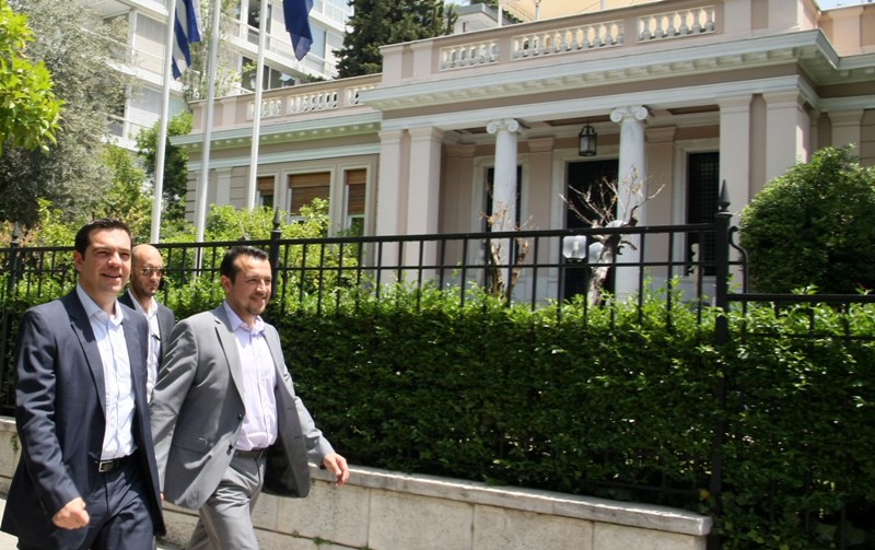 Ικανοποίηση Μαξίμου για το κοινό ανακοινωθέν στη βάση της εισήγησης Τσίπρα - Media