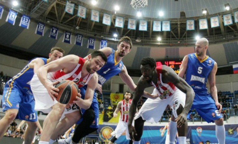 Βαριά ήττα και -εκτός συγκλονιστικού απροόπτου- αποκλεισμός για τον Ολυμπιακό στη Μόσχα - Media