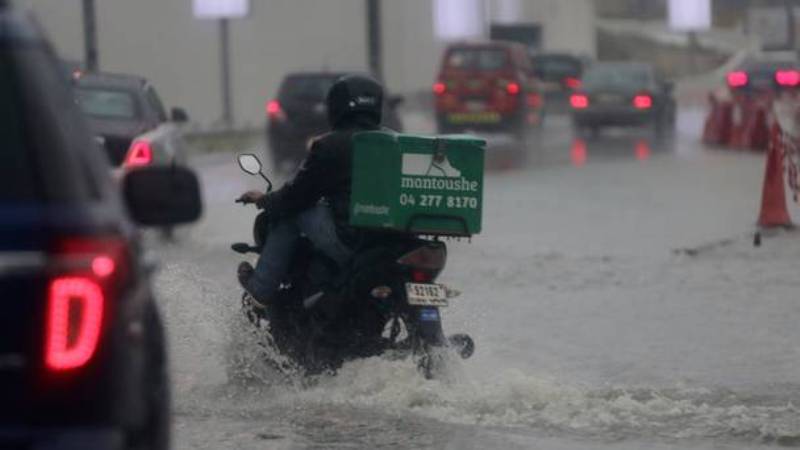 Καταρρακτώδεις βροχές και πλημμύρες στα Ηνωμένα Αραβικά Εμιράτα – Προβλήματα στις αερομεταφορές - Media