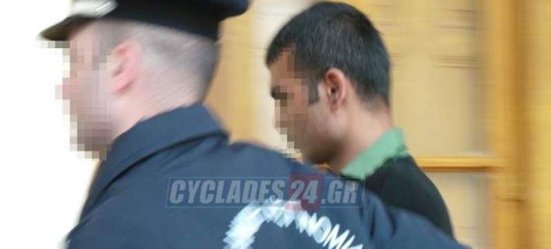 Αναβλήθηκε η δίκη του «Δράκου της Πάρου» - Δείτε τον άνδρα που κακοποίησε τη Μυρτώ (Photos) - Media