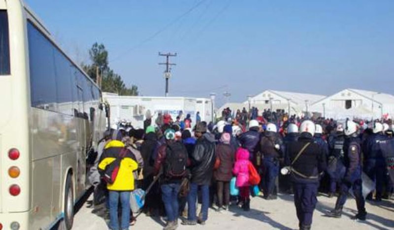 Στους 49.000 οι εγκλωβισμένοι πρόσφυγες στην Ελλάδα - Media