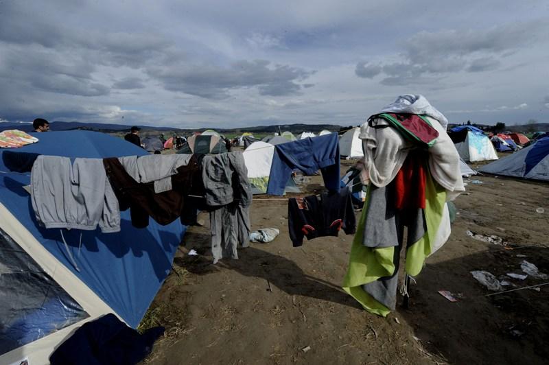 Συμπλοκή μεταξύ προσφύγων στον καταυλισμό της Ειδομένης - Media