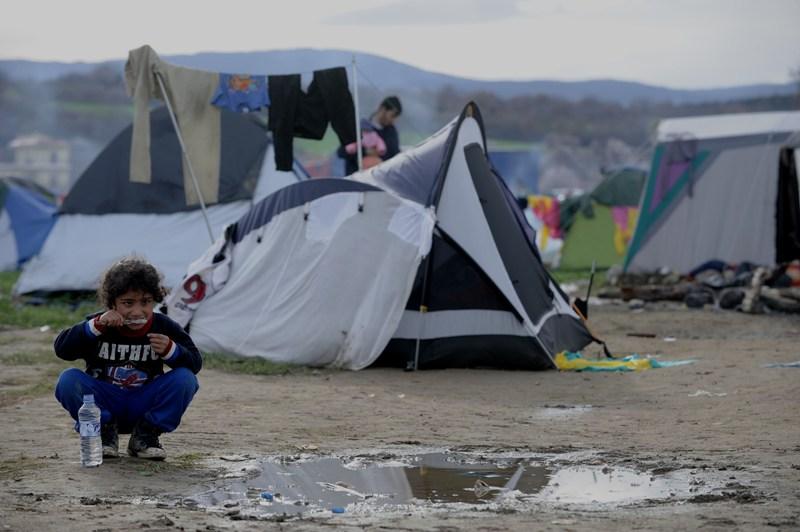 Βίτσας: Ανάγκη να αποσυμπιεστεί η Ειδομένη από τους πρόσφυγες - Media