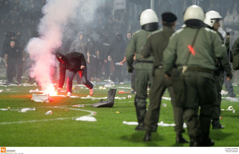 Η Ελληνοφρένεια τρολάρει το ελληνικό ποδόσφαιρο (Video) - Media