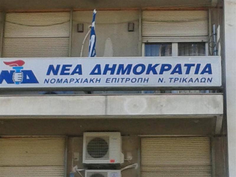 Ο Πρόεδρος της ΝΟΔΕ βούτηξε από το γιακά τον πρόεδρο της τοπικής ΟΝΝΕΔ - Media