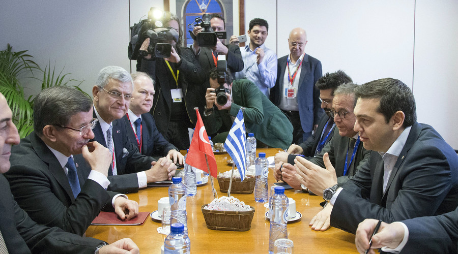 Σύνοδος: Η Ελλάδα πιέζει για απόφαση σήμερα - Η Ουγγαρία βάζει βέτο - Media
