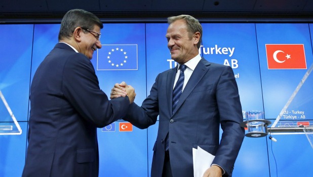 Θα επαναπροωθούνται στην Τουρκία οι μη Σύροι πρόσφυγες-Συμφωνία Τουσκ και Νταβούτογλου - Media