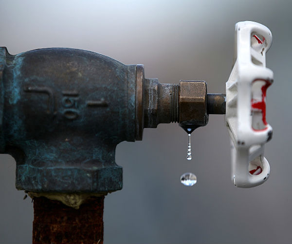 USA Today: Έξι εκατομμύρια Αμερικανοί πίνουν νερό μολυσμένο με μόλυβδο - Media
