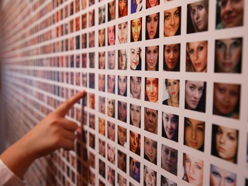 «Ψηφιακό νεκροταφείο» θα γίνει το Facebook μέχρι το τέλος του αιώνα - Media