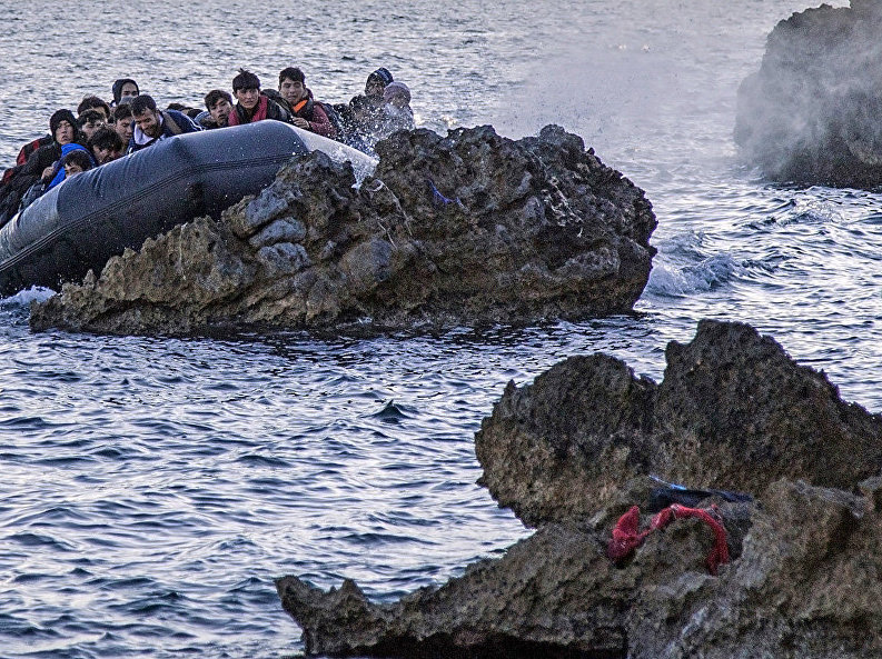 Time: Η Ελλάδα επικυρώνει τη συμφωνία επιστροφής προσφύγων στην Τουρκία, αλλά κανείς δεν ξέρει πως θα εφαρμοστεί - Media