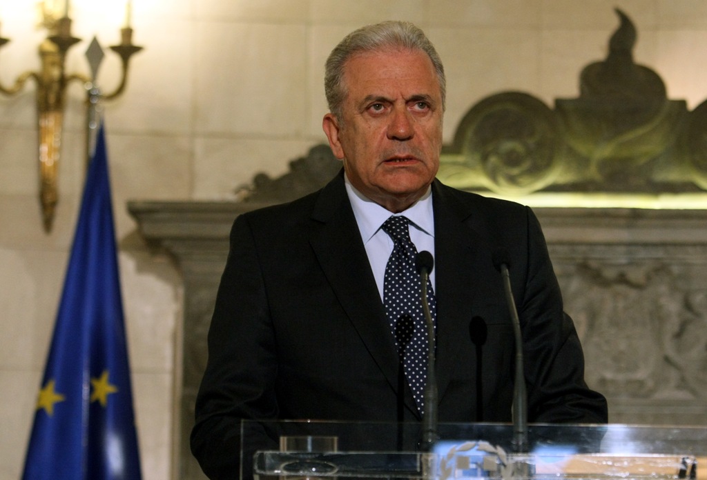 Αβραμόπουλος: Χτυπήσαμε τους διακινητές - Καλή δουλειά από την Ελλάδα αλλά είμαστε ακόμα στην αρχή - Media