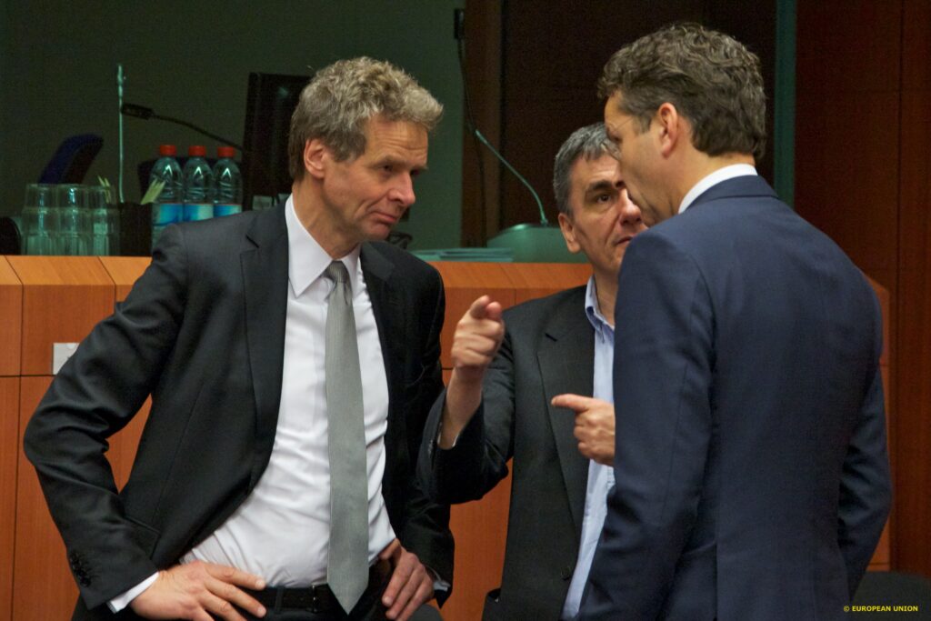 Eurogroup: Ορόσημο για την Ελλάδα η 24η Μαΐου - Media