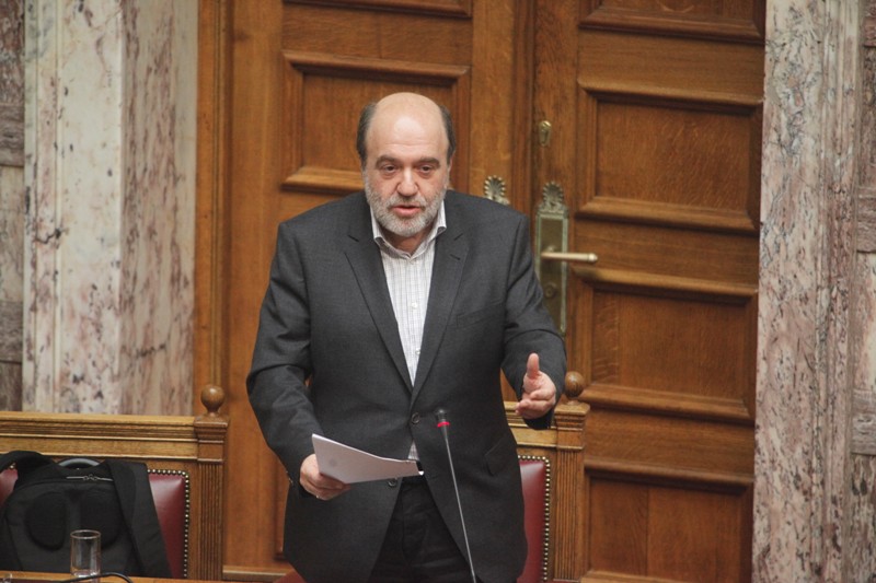 Κεγκέρογλου σε Αλεξιάδη: Θέλετε ψυχίατρο (Video) - Media