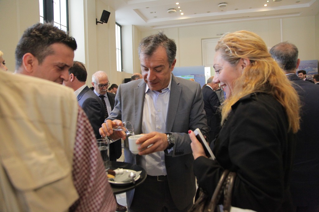 Θεοδωράκης για την πώληση του ΟΛΠ: Κάλλιο αργά παρά ποτέ - Media