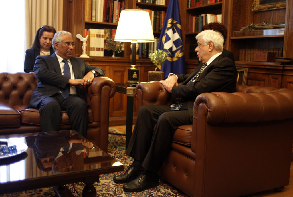 Παυλόπουλος: Τα Σκόπια με τέτοιες συμπεριφορές δεν έχουν θέση στην ΕΕ - Media