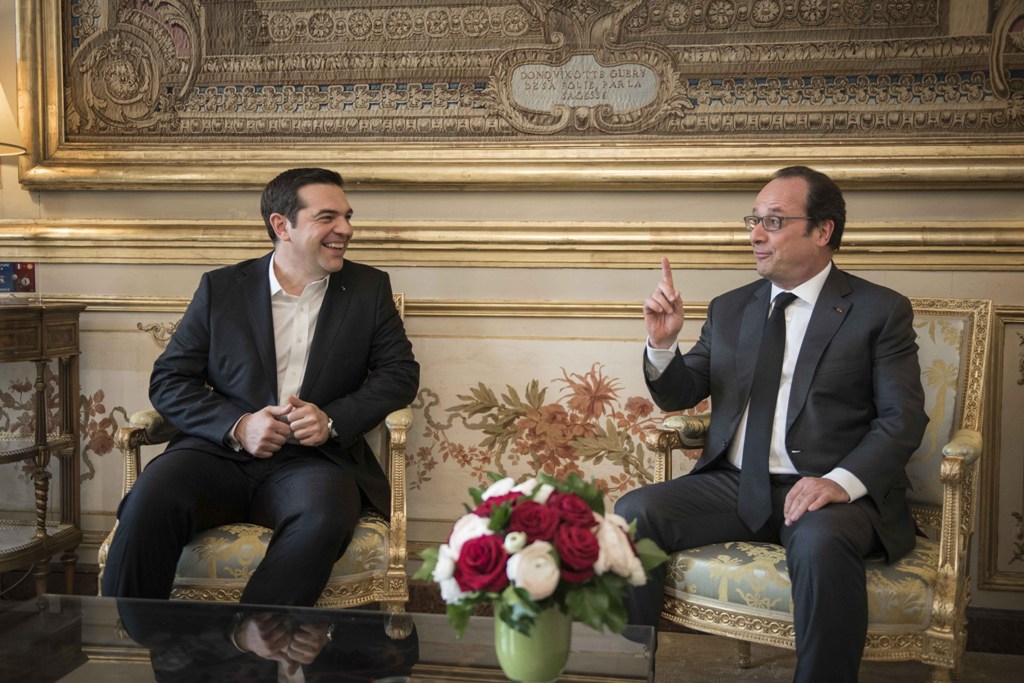 Τσίπρας σε Ολάντ: Η συμφωνία έπρεπε να είχε κλείσει εδώ και καιρό - Media