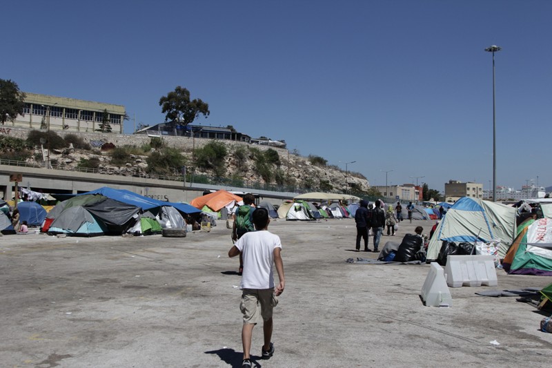 Πειραιάς: Εννιάχρονος πρόσφυγας παρασύρθηκε από μοτοσικλέτα και τραυματίστηκε - Media