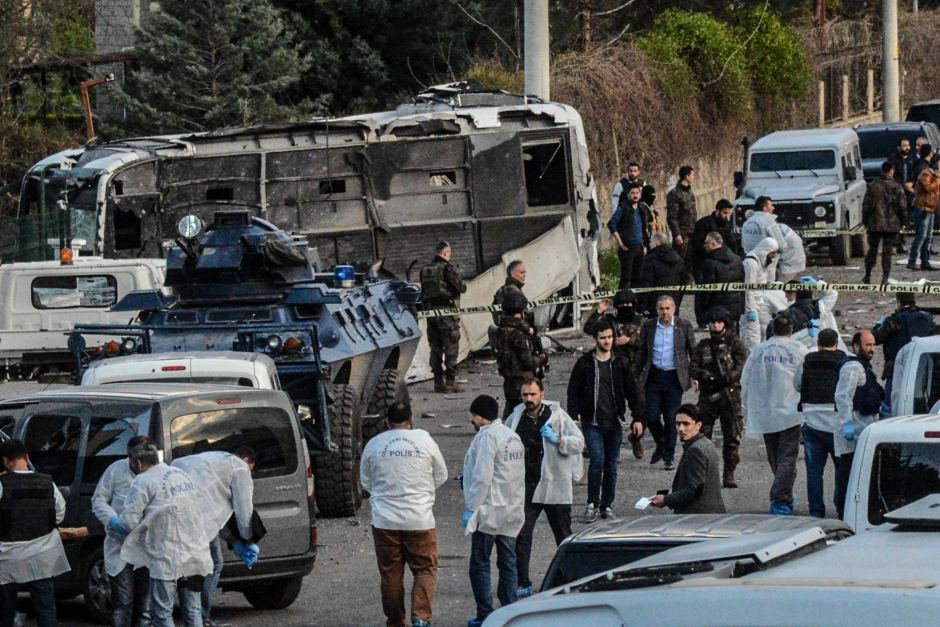 Τουρκία: Σύλληψη υπόπτου για βομβιστική επίθεση σε λεωφορείο της αστυνομίας - Media