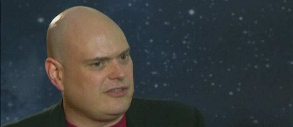 Ο σκηνοθέτης του Matrix έκανε την πρώτη του εμφάνιση ως… Λίλυ Γουατσόφσκι! (Photos) - Media