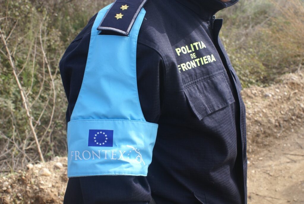 Frontex: Οι τρομοκράτες μπορεί να χρησιμοποιούν τις προσφυγικές ροές για να περάσουν στην Ευρώπη - Media