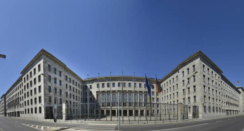 DW: Η νέα «ρεαλπολιτίκ» του Βερολίνου για την Ελλάδα - Media