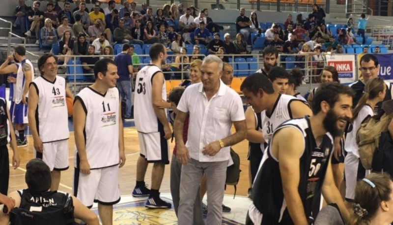 O Νίκος Γκάλης αποθεώθηκε στα Χανιά (Video- Photos) - Media